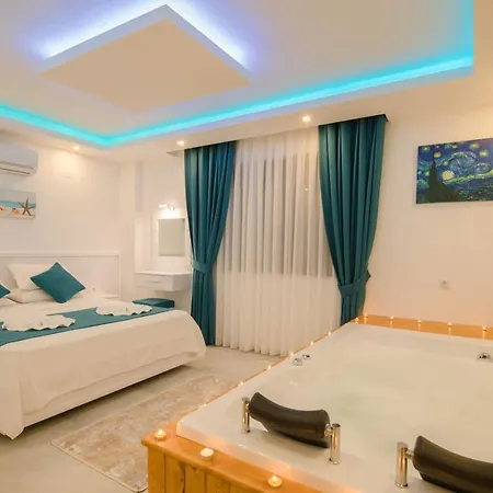 Mulberry Suıt * Kaş